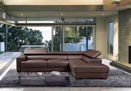 Modern sectionals create a space that is warm, inviting and relaxing while maintaining a contemporary vibe by furnishing a living room or den with one of the many modern sectionals. Modern Brown Leather Sectional Sofa