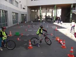 Ecole Joseph Cornier A Lyon 4e Street View Views Theme