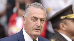 Actualmente dirige a la selección de ecuador. Boca Juniors Gustavo Alfaro Si Ofrecen Seguir Doy El Si Rotundo Tyc Sports Gustavo Alfaro