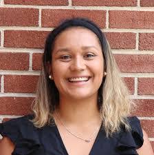 Alyssa Burger's Instagram, Twitter & Facebook