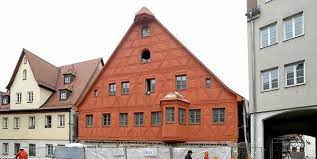 Rotes haus frankfurt taunusstraße 34 60329 frankfurt telefon: Rotes Haus Erregt In Der Altstadt Aufsehen Furth Nordbayern