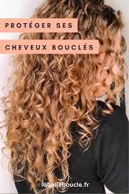 Comment Proteger Ses Cheveux Boucles En Ete La Belle Boucle En 2020 Cheveux Boucles Soin Cheveux Boucles Soin Cheveux Naturel