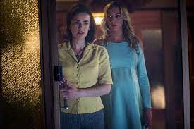 And hung our bright minds out to dry. Filmkritik Wolves At The Door 2016 Filmchecker