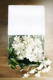 How To Get Luxury Blooms Delivered To Your Door Flower Subscription Flower Delivery Luxury Flowers