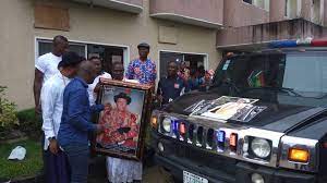 I thought i was reincarnated as the daughter of a wealthy family, but it turns out i was born as the child of the greatest villain in the fantasy world of martial arts. Burial Rites Of Thomas Osen Ekpemupolo Tompolo S Father Have Commenced Pics Politics Nigeria