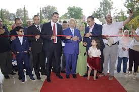 فقبل وهو يضحك وإسودّت وجوههم لذلك نرى كل هذه الحرب ضده ØªÙˆÙ†Ø³ÙŠÙˆÙ† Ø¨Ø¹Ø¯ Ø§ÙØªØªØ§Ø­ Ø§Ù„ØºÙ†ÙˆØ´ÙŠ Ù„ÙÙ†Ø¯Ù‚ Ø­Ù„Ø§Ù„ Ù‡Ù„ ÙƒÙ†Ø§ Ù†Ø°Ù‡Ø¨ Ø¥Ù„Ù‰ ÙÙ†Ø§Ø¯Ù‚ Ø­Ø±Ø§Ù… ØµØ­ÙŠÙØ© Ø§Ù„Ø¹Ø±Ø¨