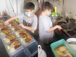 Inilah lumrah kehidupan, bila minat dalam. Bocah 12 Tahun Jual Nasi Lemak Di Restoran Orangtua Masakannya Jadi Favorit Warga Lokal Indozone Id