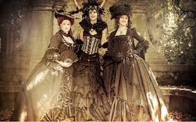 Tenues steampunk tenues victoriennes costume victorien steampunk victorien mariage steampunk mode victorienne style victorien robes d'époque costumes d'époque. Les Robes Victoriennes L Antre De Syria
