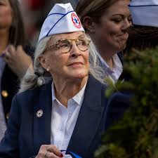 🎅 Santa Claus Photos are Coming to D's Garden Center! 🎅 Santa is making a  special stop at D's Garden Center