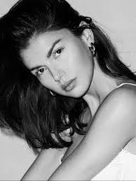 Alejandra Ford's Instagram, Twitter & Facebook