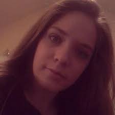 Felicia (@sexi_rred)