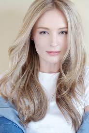 Anna Mitzel Model at YoshinoPro