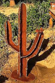 This Is A Doubled Armed Barb Wire Saguaro Cactus With A Single Blooming Flower This Cactus Will Basically Be Metal Sculptures Garden Steel Art Metal Yard Art