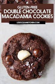 Double Chocolate Chunk Macadamia Nut Cookies Lexi S Clean Kitchen Recipe Macadamia Nut Cookies Chocolate Macadamia Nut Cookie Chocolate Macadamia Cookie