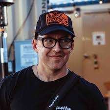 Chris Hornick's Instagram, Twitter & Facebook