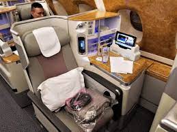 Business Class Seat On Emirates Airline Airbu A380 800 Emirates Airline Business Class Business Class Seats