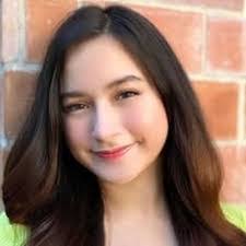 Jillian Ward's Instagram, Twitter & Facebook