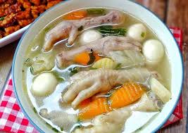 Bagi kalian yang ingin memasak telur puyuh. Resep Sop Ceker Telur Puyuh Lezat Resep Dapur Mama