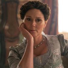 Bridgerton': Does Violet Marry Again? Season 3 Reveals Her Lord Anderson  Romance