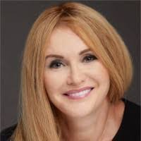 Lana Klein's Instagram, Twitter & Facebook