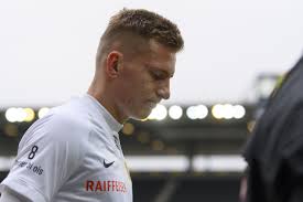 Andreas samaris (17) diogo gonçalves (9) darwin núñez (10) luca waldschmidt (14) haris seferovic (88) gonçalo ramos (37) facundo. Entscheidende Wochen Fur Becir Omeragic Und Denis Zakaria