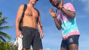 Chase stokes as john b, madelyn cline as sarah, madison bailey as kie, jonathan daviss as pope, and rudy. Outer Banks Cast Enjoys Barbados As They Shoot Season 2 Uinterview