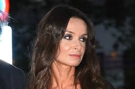 Marta kaczyńska (40 l.) udowodniła, że prawdziwej miłości żadna maseczka nie jest w stanie przeszkodzić.kaczyńska i jej trzeci mąż piotr wybrali się na wiosenną przechadzkę z synkiem, niespełna /13 marta kaczyńska bez maseczki. Marta Kaczynska W Czerni Na Wreczeniu Zlotych Lwow Sukienka To Manifest Ale Spojrzcie Tez Na Twarz Nam Bardzo Przypomina Pewna Gwiazde