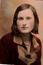 This is the great-granddaughter of George Henry Parker, who came to Texas.  Her name was Verue Maxine Parker. She was born in Alvord, Wise County,  Texas