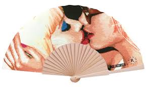 El "secuestro" de la imagen y su mensaje intencionado, por la artista del  bordado Inge Jacobsen