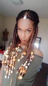 Feed In Fulani Inspired Braids With Lots Of Beads Braided Hairstyles African Braids Hairstyles Pictures Braids With Beads