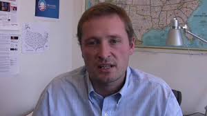 Stewart, the new Plouffe, asks for support pledges