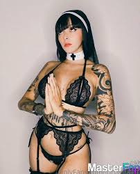 Lunavitale1 Nude OnlyFans Leak Picture 2kmdJSC8rR | MasterFap.net