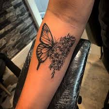 These are most favored arms tattoo. 65 Best Forearm Tattoos For Women 2021 Cute Design Ideas