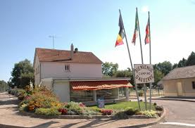 Trouvez votre camping car d'occasion à auxerre (89000) parmi nos annonces gratuites caravaning de particuliers et pros sur paruvendu.fr. Camping D Auxerre L Arbre Sec Votre Sejour Sur Les Bords De L Yonne