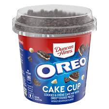 Duncan hines has a range of cake and cookie mixes made to make things easy for us. Save On Duncan Hines Perfect Cake Cup Cookies Cream Cake Mix W Oreo Cookies Order Online Delivery Giant