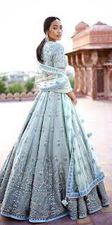 Indian Wedding Dresses 21 Exciting Fusion Ideas Wedding Dresses Guide Indian Bridal Outfits Indian Outfits Lehenga Indian Wedding Dress Modern