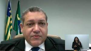 Logo em seguida, gilmar o julgamento foi retomado após a decisão do ministro edson fachin pela anulação das condenações de lula, considerando a 13ª vara da justiça. Fgucizdv Yso7m