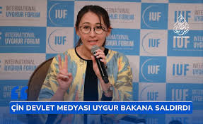 🇯🇵 Japonya'da tarihi bir ilk! Uygur kökenli siyasetçi Arfiya Eri, ülkenin yeni kabinesinde Dışişleri Bakan Yardımcısı olarak göreve başladı. 🎓 Georgetown Üniversitesi mezunu olan Eri, insan hakları ve çeşitlilik konularında aktif bir