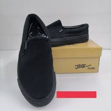 Perkara itu dicapai dalam mesyuarat profesional. Kasut Sekolah Hitam Babies Kids Others On Carousell