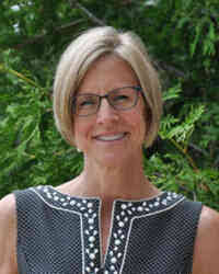 Kelly Vowels's Instagram, Facebook & TikTok