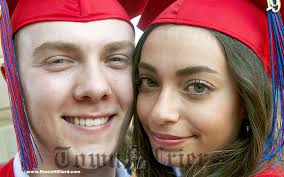 VkTravis MacMurdo and Hannah Knoops iTewksbury Memorial High School Class  of 2019 (photos: BruceHilliard.com)