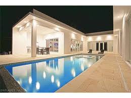 Today's design trends are wide and varied. Pin By Melanie F Humphrey On Clean Lines Pool Houses Small Villa Modern House Design