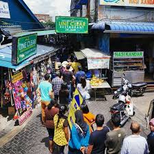 Line clear nasi kandar is one of the famous nasi kandar stalls in penang. Restoran Nasi Kandar Line Clear