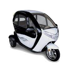 Motor listrik roda tiga ini punya tampang mirip bajaj, dengan satu roda di depan dan dua roda di belakang. Yuhd6aavfbk Nm