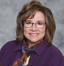 Ashley Efaw's Instagram, Twitter & Facebook