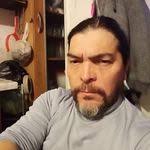 Alex Cariaga's Instagram, Twitter & Facebook