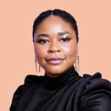 Amie Ayers's Instagram, Twitter & Facebook