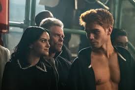 Riverdale 1x10 veronica e cheryl batalha de dança se inscreva no canal heute zeige ich euch, wie ihr den look von veronica lodge aus riverdale bekommen könnt! Will Archie Andrews And Veronica Lodge Get Back Together On Riverdale
