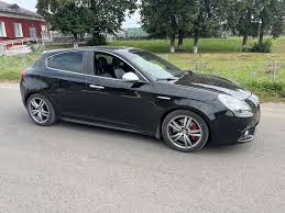 Image result for Argento Alfa 2010 Giulietta