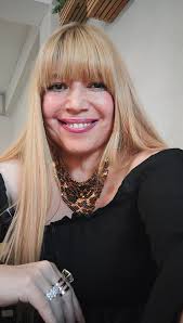 Gracias por recibirme en tan hermoso programa y la bonita conversación de  lo que estamos trabajando y lo que viene, @solopmujeres. 💖💖. Nos vemos  este 30 de noviembre en Santo Domingo 🇩🇴,